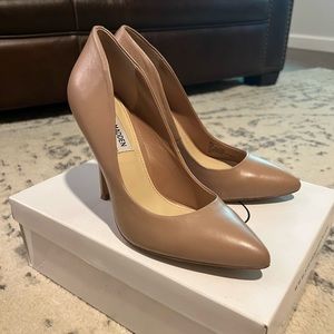 Steve Madden Nude Heels